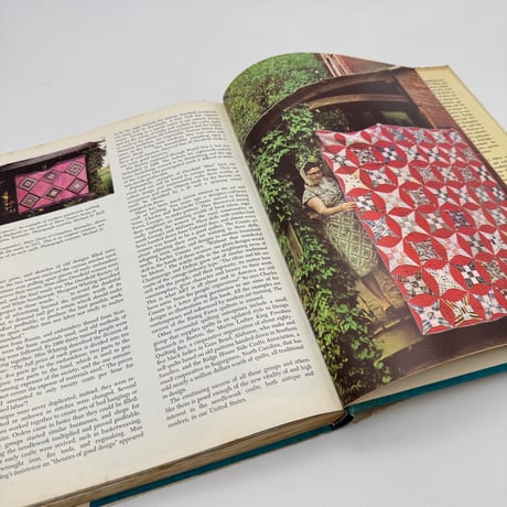 【F1_014】AMERICA'S QUILTS AND COVERLETS /Carleton L.Safford and Robert Bishop