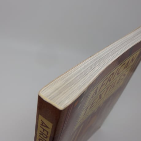 【古本】B3_037　AFRICAN TEXTILE / John Picton & John Mack