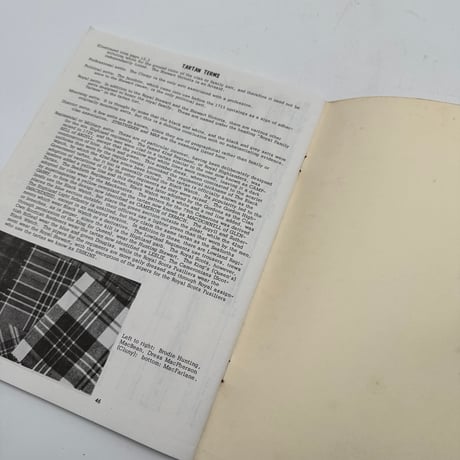 【F1_294】The Weaver's Book of SCOTTISH TARTANS /Harriet Tidball /ShuttleCraftBooks