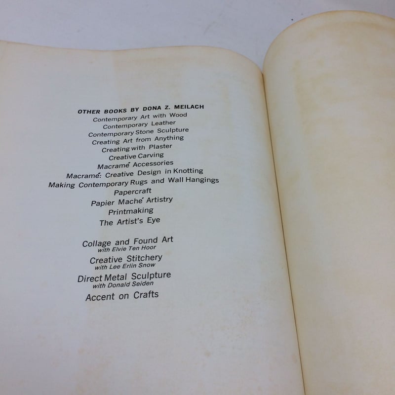 古本】B124 creating art from fibers & fabrics / D