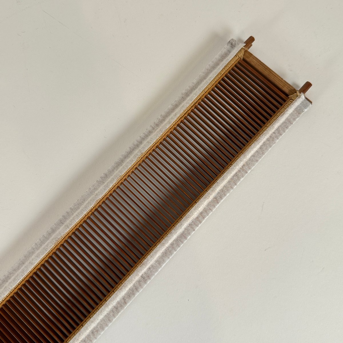 筬 60cm(鯨1寸間 25羽）☆新品　送料無料☆　機織り　手織り　おさ　手織 D625】竹筬 鯨10羽 内寸77cm | 染め・織り道具 SHIRO.