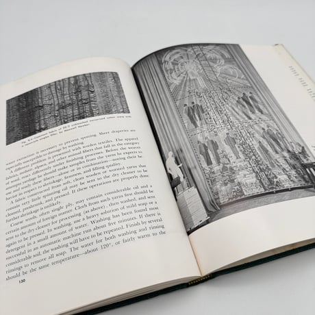 【F1_011】CONTEMPORARY HANDWEAVING. /Ruth Overman, Lula Smith
