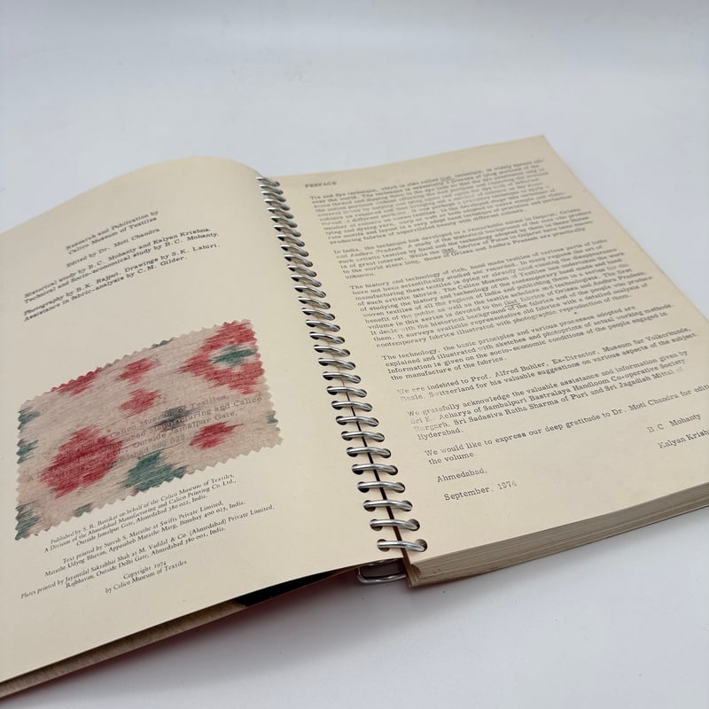 F1_002】IKAT FABRICS OF ORISSA AND ANDHRA PRADE