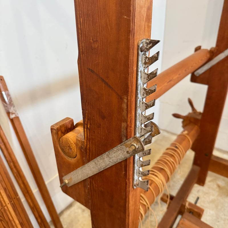 別途送料要・A179】機織 織幅85cm 踏板10枚 綜絖10枚 | 染め