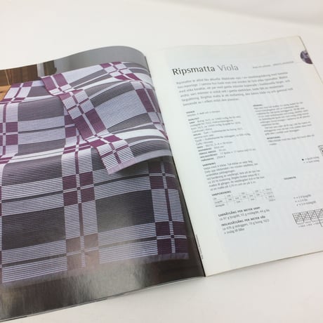 【古本】B266  VÄVMAGASINET NR2 2003 スウェーデンの手織り専門誌