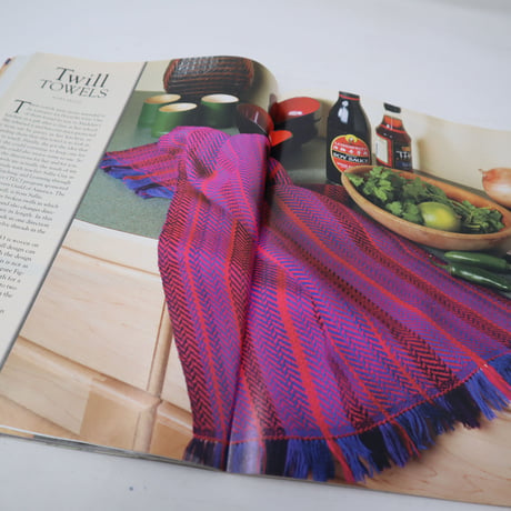 【古本】B2_201　HANDWOVEN March / April 2002