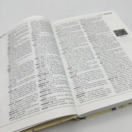 【F1_007】Fairchild's Dictionary of Textiles /Fairchild Books