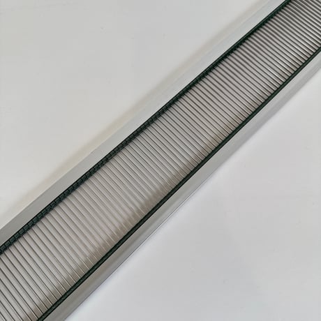 【DA510】<東京手織機> 金筬 10cm間20羽 内寸100cm