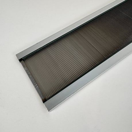 【D973】<東京手織機> 金筬 10cm間55羽 内寸65cm