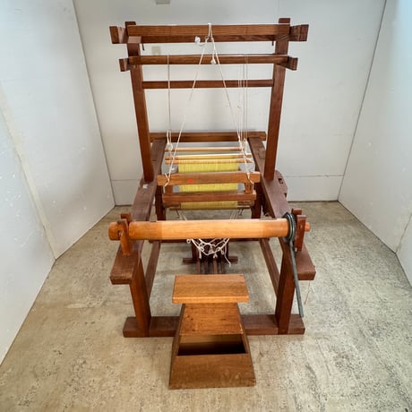 【※別途送料要・A255】綴れ機 織幅34cm  踏板4枚 綜絖4枚
