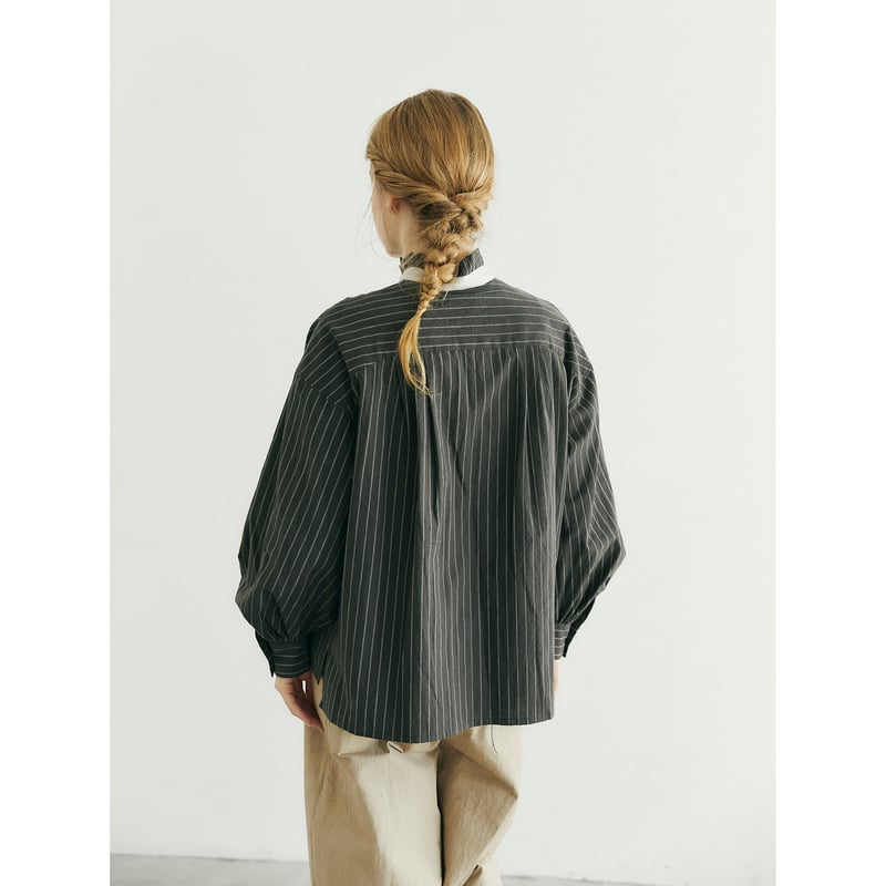 ネストローブ︎♥︎コットンリネンラッフルカラーブラウス ネストローブ*❁リネンラッフルカラーブラウス