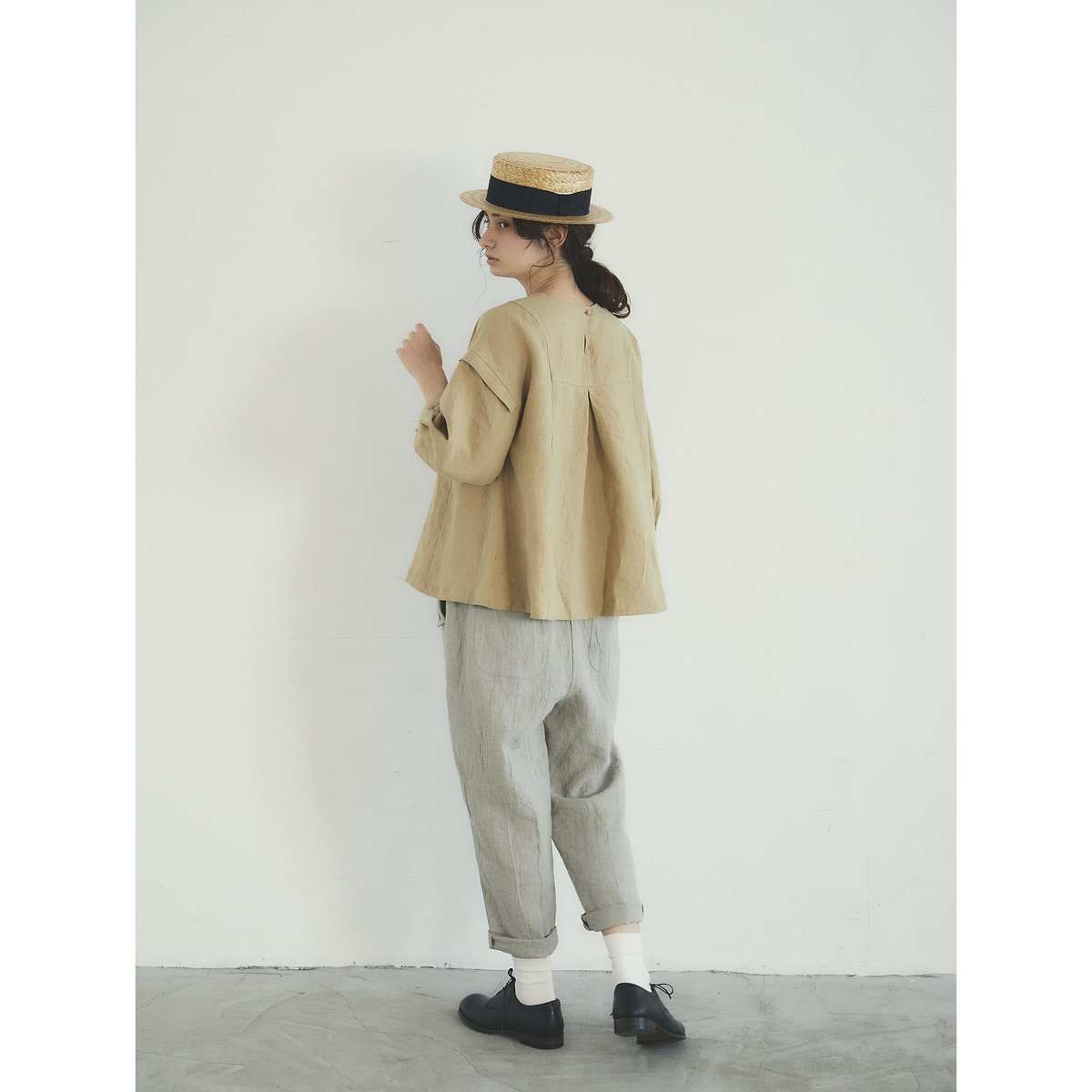 MAGALI フレンチリネン スクエアヨークプルオーバー オーカー 美品 フレンチリネン・スクエア·ヨーク・プルオーバー／オーカー