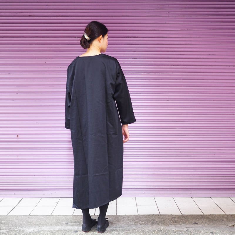 Jikonka アシンメトリーVネックワンピース | select shop Calli