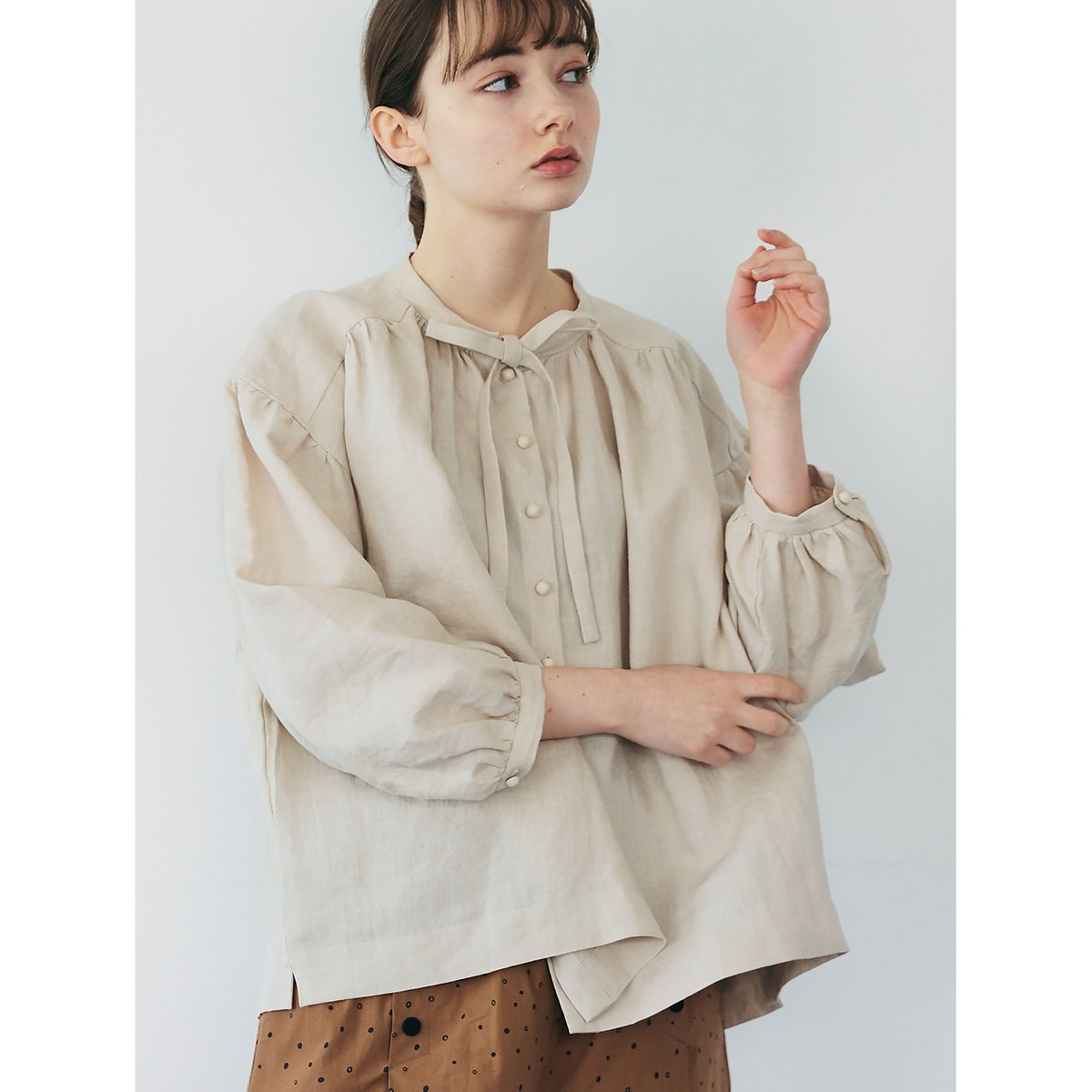 ハグオーワーラベンダー フリルシャツフレンチリネンフレアーギャザー