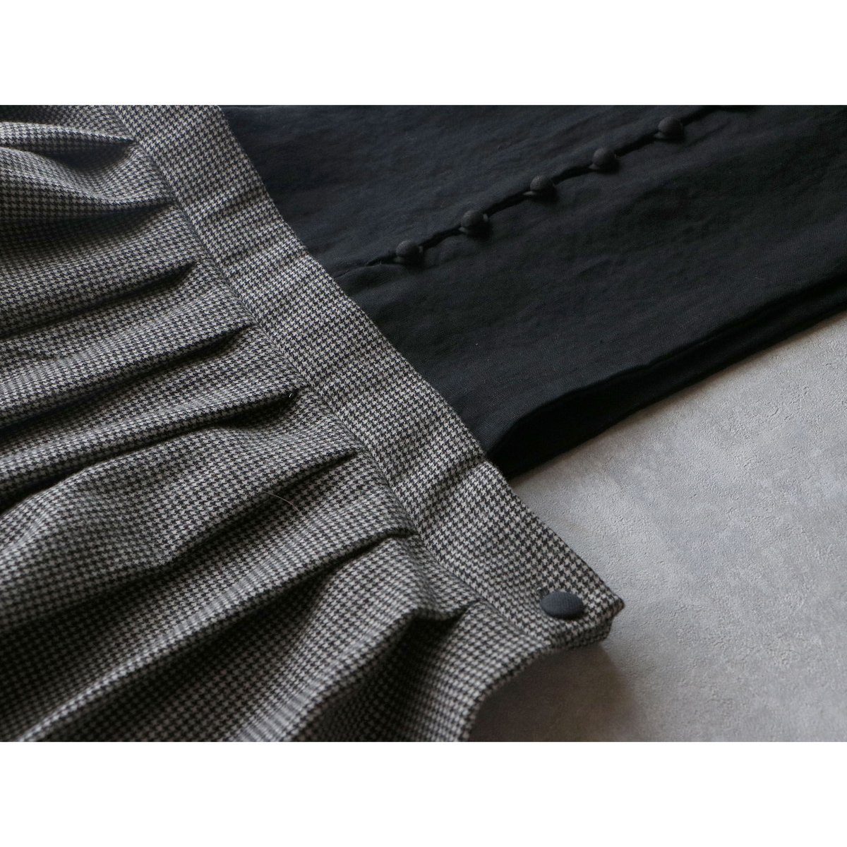 新品タグ付】MAGALI コットンウール✖️リネン・ジャンパースカート