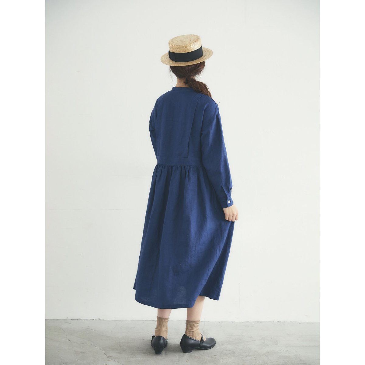 インディゴリネン・タック・ギャザーワンピース／インディゴ