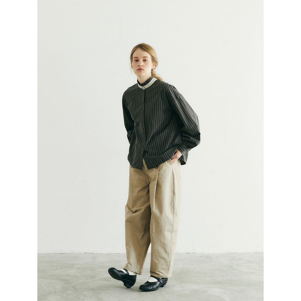 ほぼ新品✴︎ machatt ストライプ ラッフルフリル長袖ブラウス グリーン machatt ストライプラッフル フリルブラウス - メルカリ