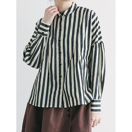 メゾンドフルールプチローブカノン 春の指定ブラウス ベージュ 送り届け 