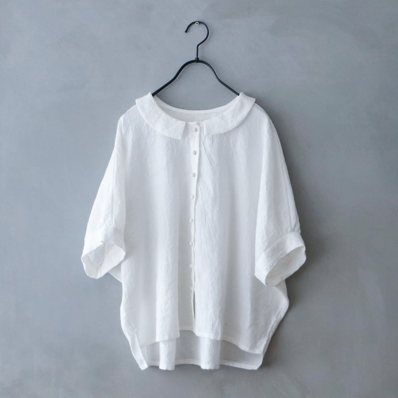 コットンフラットカラーブラウス