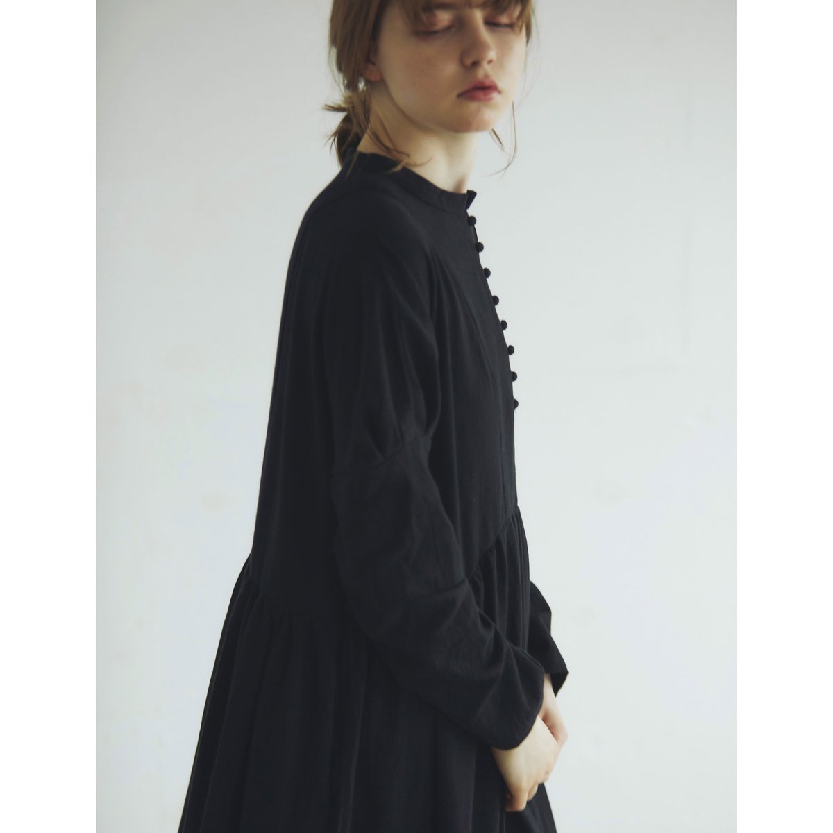 【タグ付新品】MAGALI 東炊きコットンビエラ クラシックワンピース 東炊きコットンビエラ・クラシック・ワンピース／カーマイン