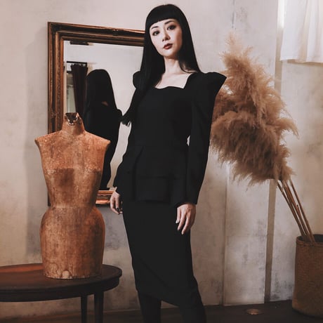 WITCHY FRILL ONEPIECE