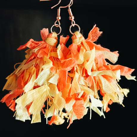 TARISMAN BROOM EARRINGS（２色：ピアス/イヤリング）