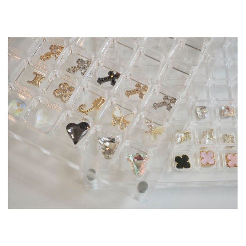 アクリルケース アクリルパーツケース【6×6】 | LATO online