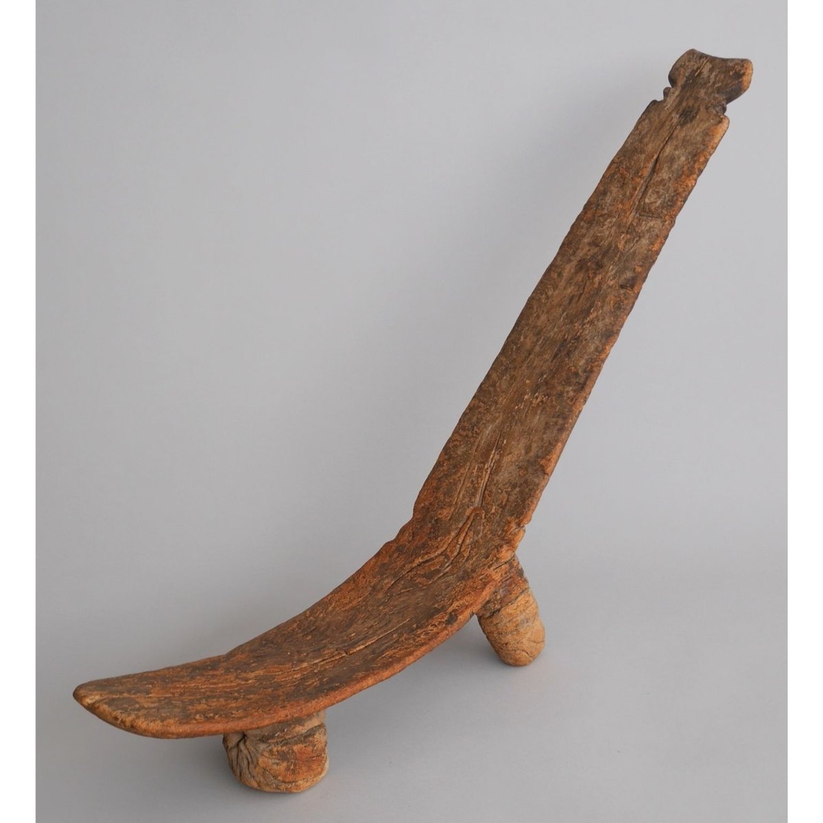 no6. 三本足の椅子 | AFRICAN ART MUSEUM SHOP no6. 三本足の椅子 | AFRICAN ART MUSEUM SHOP