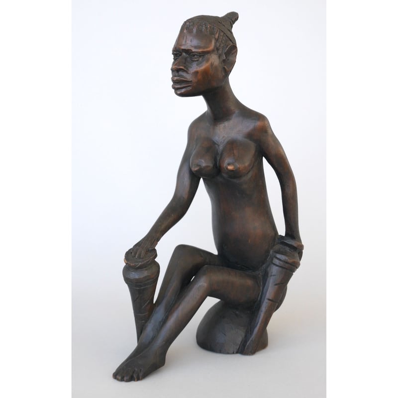 ①アンティーク 女性像