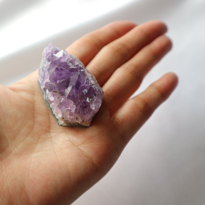 癒しと浄化の石～アメジストクラスター スモールサイズ美結晶
