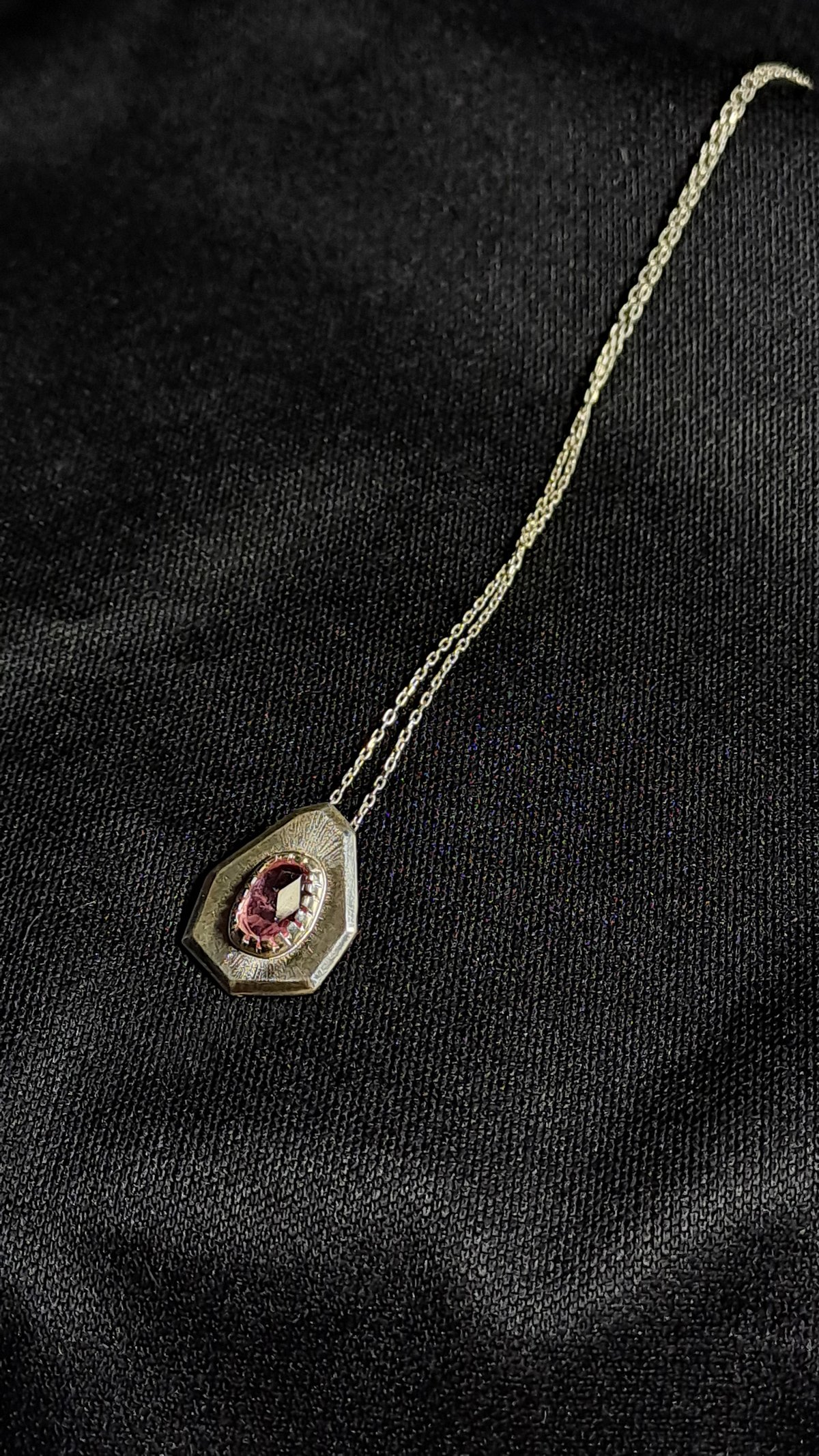 アンシンメトリー ピンクトルマリン シルバーネックレス | Le Papillon