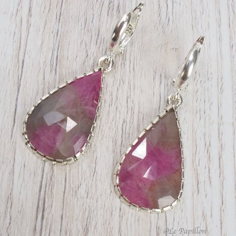 レア！大きめとても綺麗なルビーインフェルドスパー❤︎シルバーピアス