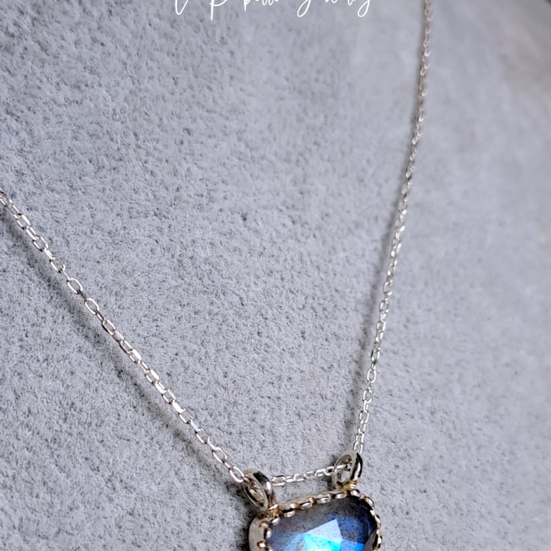 美しい青 ラブラドライト シルバーネックレス | Le Papillon Jewelry 美しい青 ラブラドライト シルバーネックレス | Le Papillon Jewelry