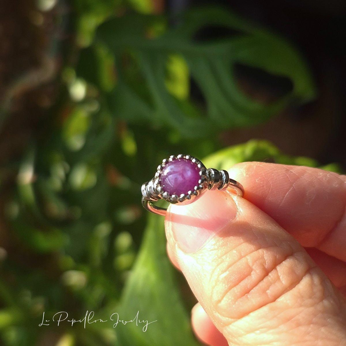 サファイアミル打ち留めシルバープレートデザインリング約12号 サファイアミル打ち留めシルバープレートデザインリング約12号