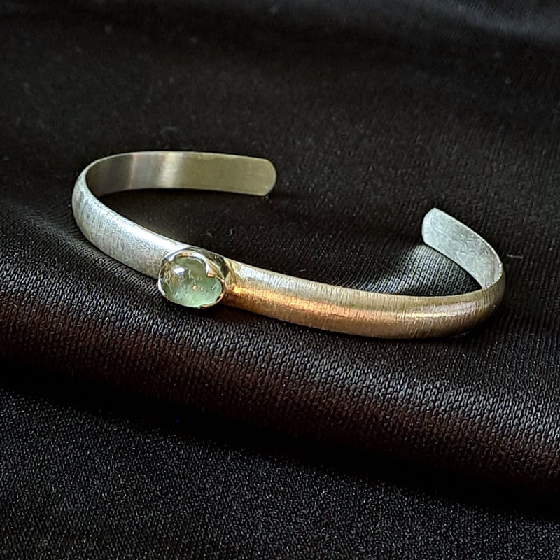 ブルーグレートルマリン シルバーバングル | Le Papillon Jewelry ブルーグレートルマリン シルバーバングル | Le Papillon Jewelry