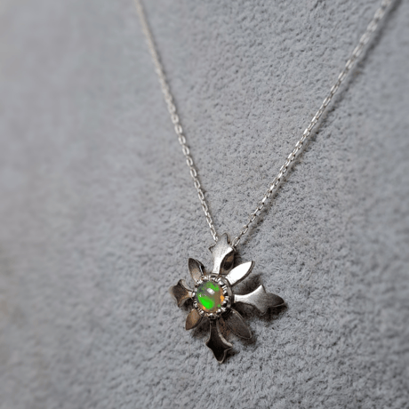 Fleur プレシャスオパール シルバーネックレス