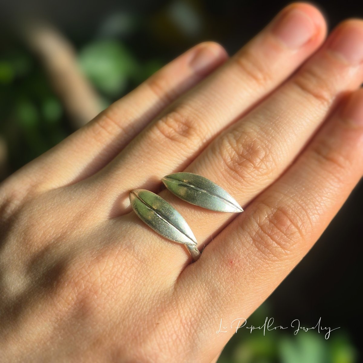 シルバーの葉っぱリング｜ボタニカルオープンリング | Le