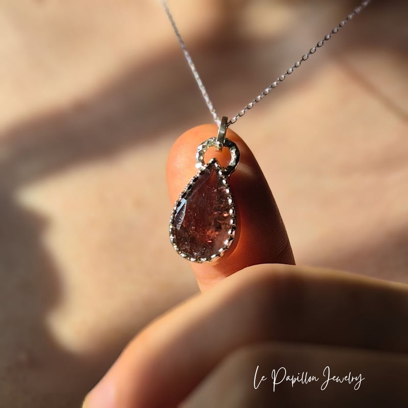 大人色ワインレッド トルマリン シルバーネックレス | Le Papillon Jewelry