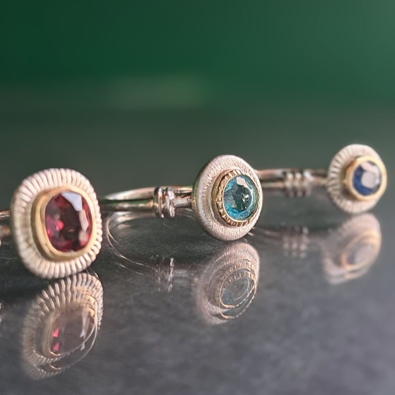 HM イヤリング シルバー ネオンブルー H&M（エイチアンドエム）itSnap