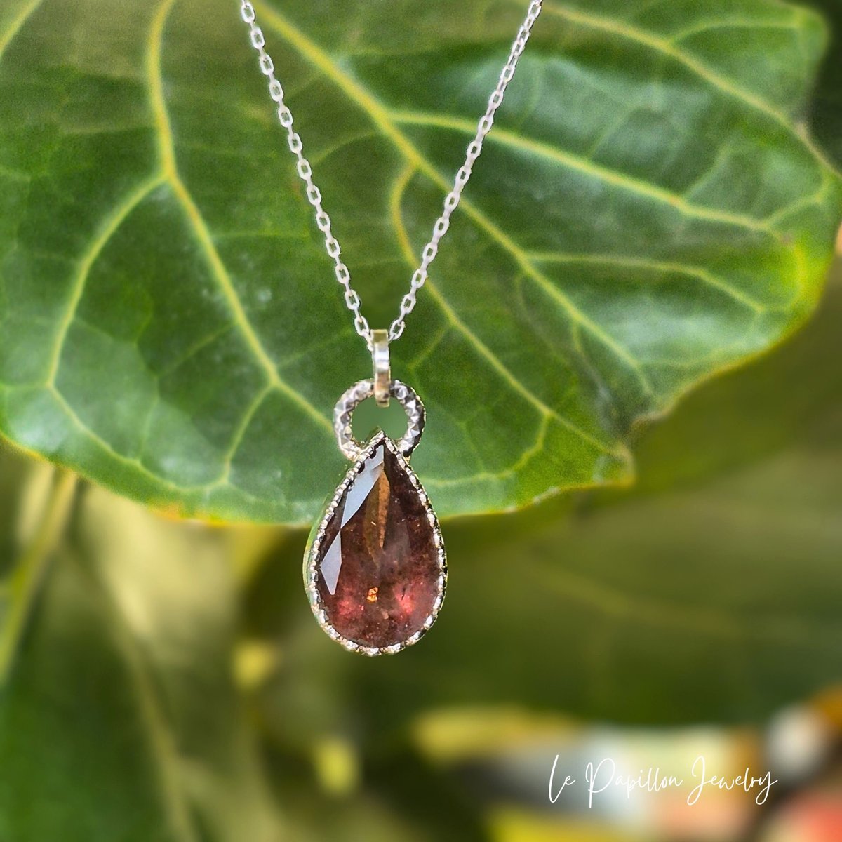 大人色ワインレッド トルマリン シルバーネックレス | Le