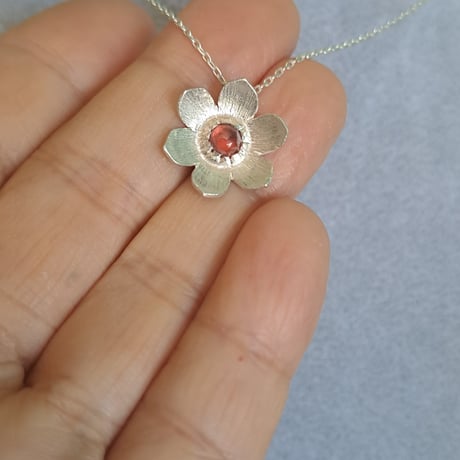Bloom ピンクトルマリン フラワーシルバーネックレス