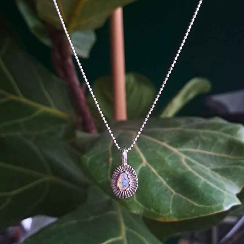 オーストリアオパール シルバーネックレス | Le Papillon Jewelry