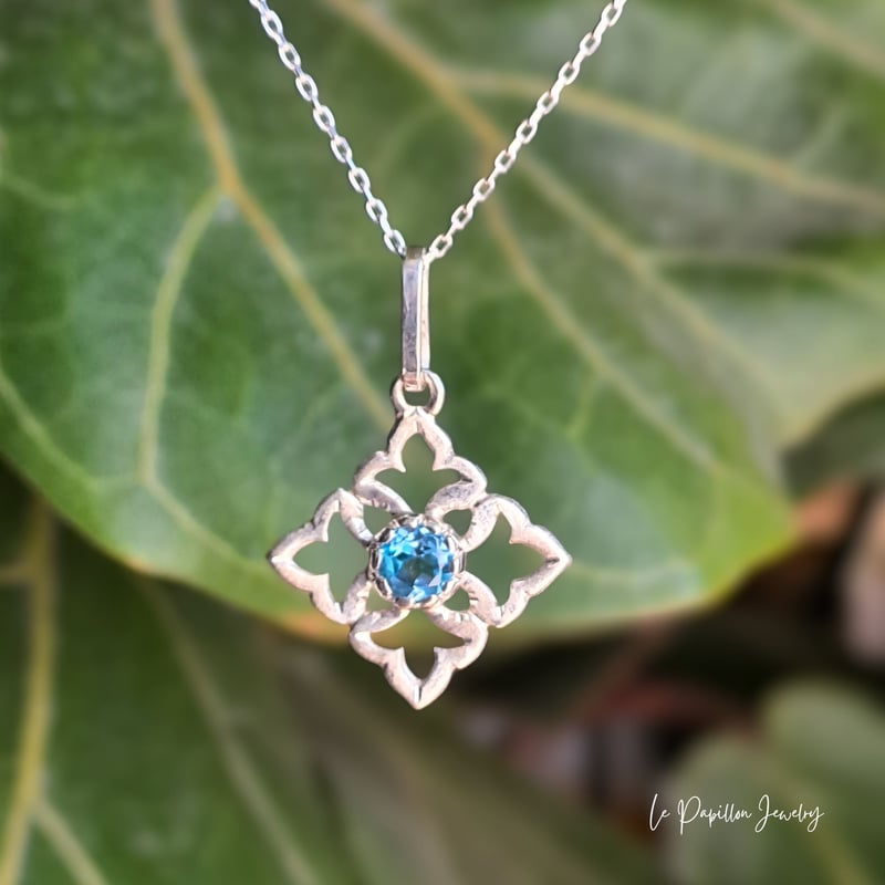 Silver Necklace シルバーネックレス SVネックレス  バタフライモチーフ     シルバーカラー/ブルー レディース / 240001203065 シルバー バタフライ ネックレス – GILA JEWELZ