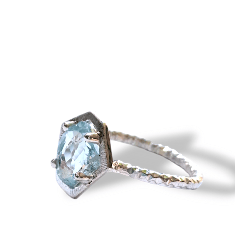 13号 氷の欠片アクアマリン シルバーリング | Le Papillon Jewelry 13号 氷の欠片アクアマリン シルバーリング | Le Papillon Jewelry