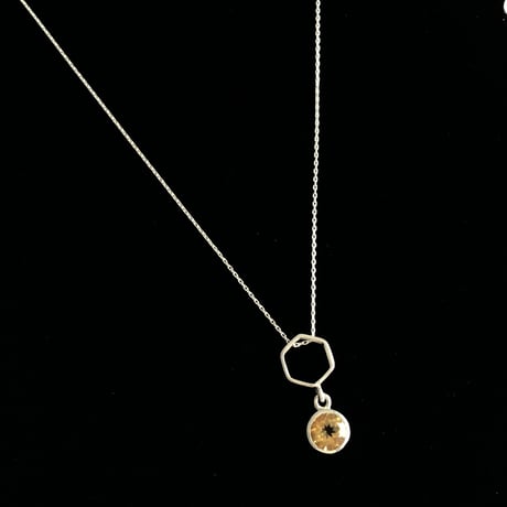 ヘキサゴン&煌めきシトリン　Silverネックレス