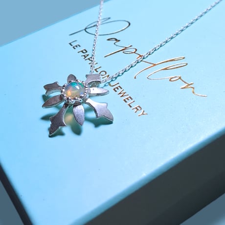 Fleur プレシャスオパール シルバーネックレス