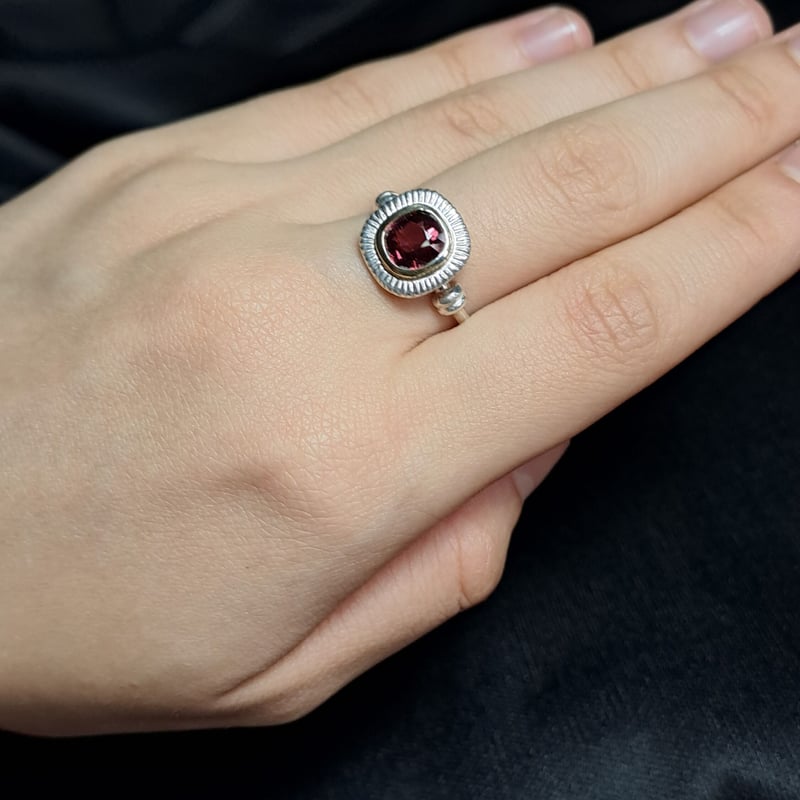 特別価格⁉️破格値‼️☆らび★ハンドメイド★4ctアップ・ガーネットリング★12号★ BABY RING GARNET(1月)(2ZC0743)K18 ベビー｜スタージュエリー