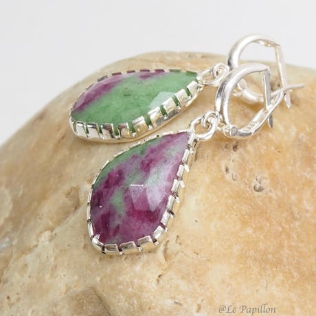 ナチュラルサファイア❤︎シルバーピアス