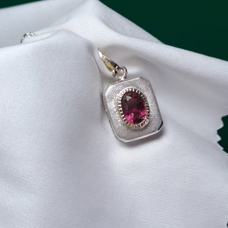 1.90ct 非加熱大きめピンクトルマリン K18&シルバーネックレス