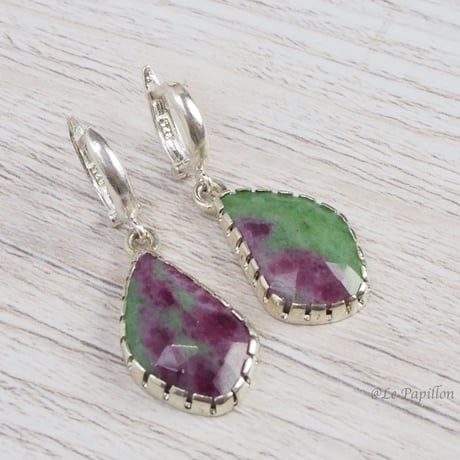 ナチュラルサファイア❤︎シルバーピアス